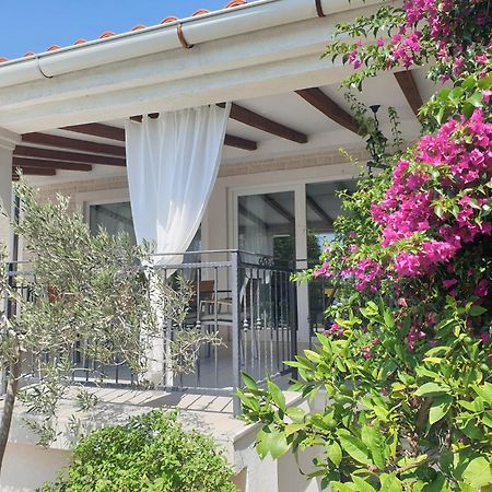 Villa Bella Banjol ภายนอก รูปภาพ