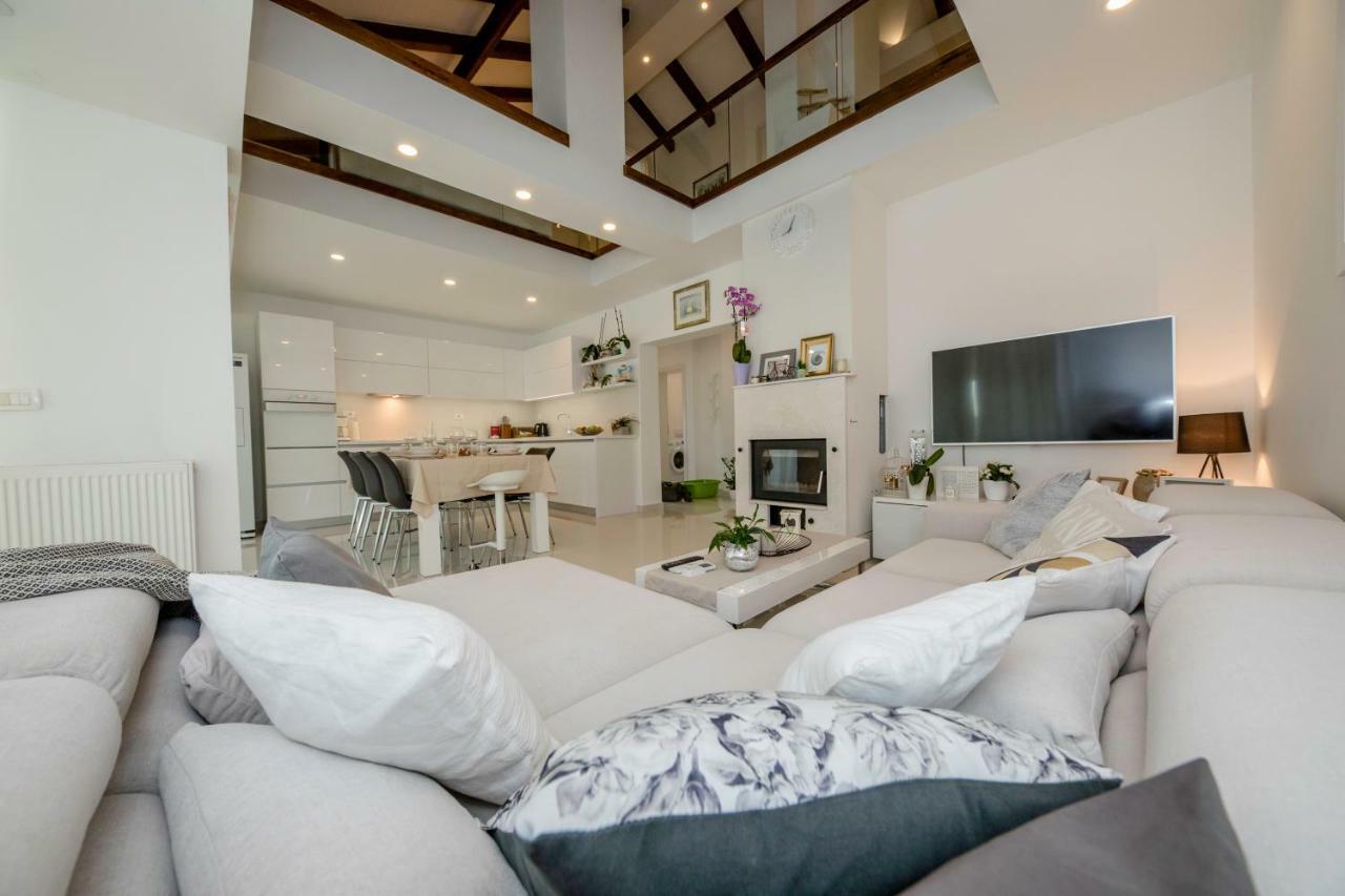 Villa Bella Banjol ภายนอก รูปภาพ