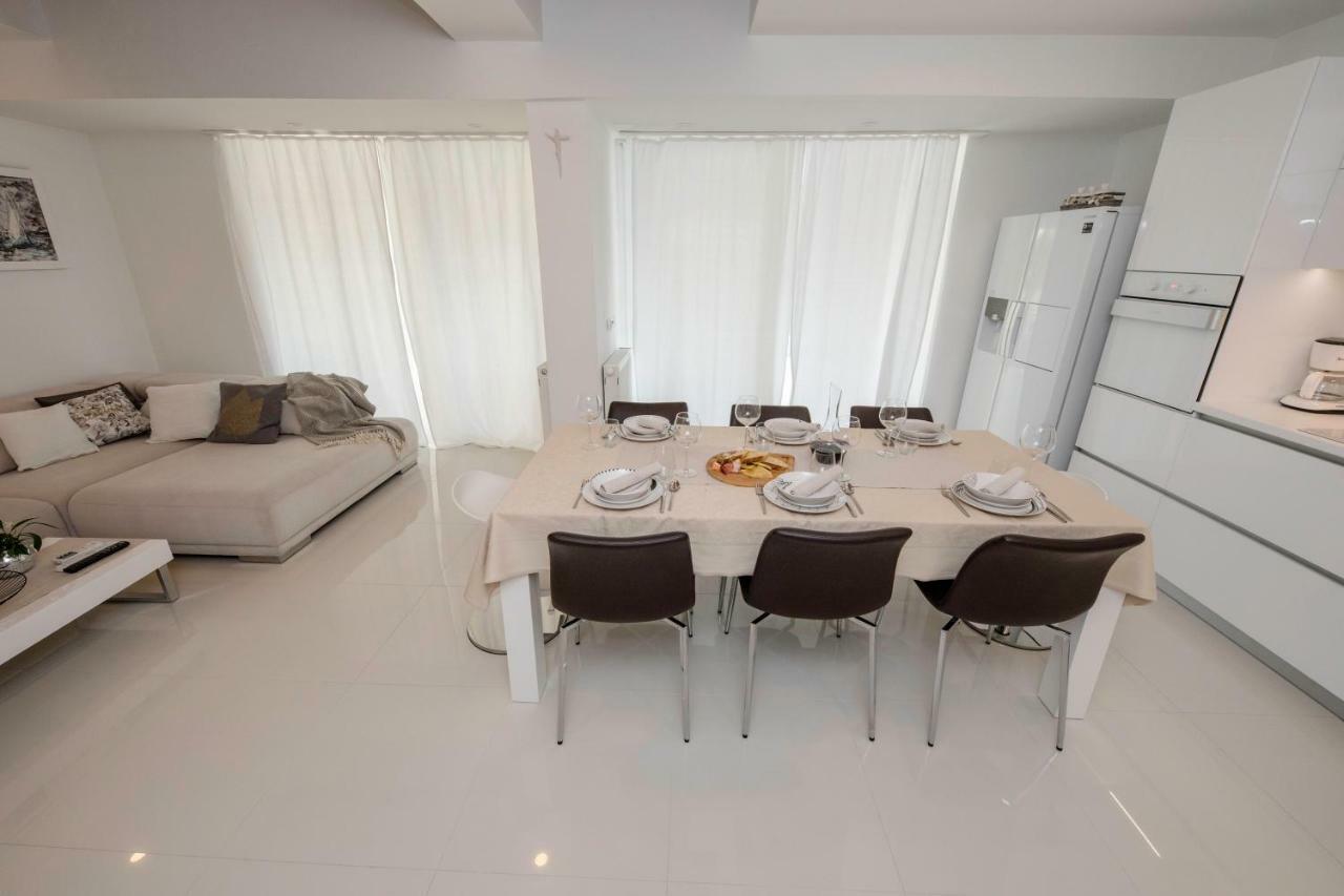 Villa Bella Banjol ภายนอก รูปภาพ
