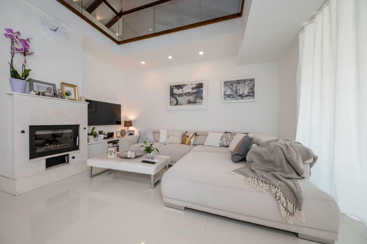 Villa Bella Banjol ภายนอก รูปภาพ